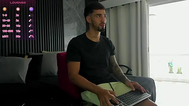 Duriel  online show from December 18, 2025, 6:12 pm