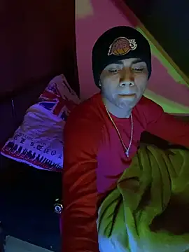 SkinnyHot444 online show from January 8, 2025, 12:15 pm