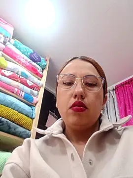 VIOLETA-25  online show from March 18, 2025, 5:01 pm