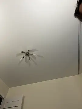 Sweet Khalifa  online show from December 5, 2024, 1:44 pm