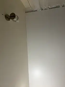 Sweet Khalifa  online show from February 16, 2025, 2:21 pm