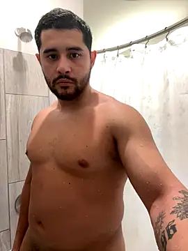 LATINMOBB online show from November 14, 2025, 3:10 am