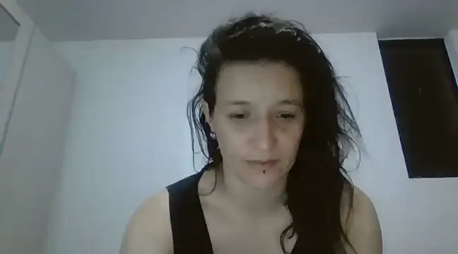 Snapshot of hanamy_joha chatting on January 15, 2025, 12:09 am hanamy joha online show from January 15, 2025, 12:09 am