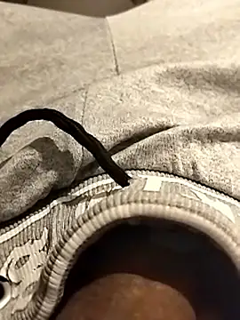 mehdi-l7away online show from April 19, 2026, 9:50 pm