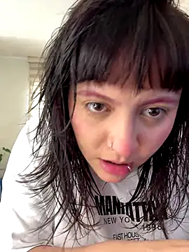 PoliBenett  online show from October 2, 2025, 7:06 pm