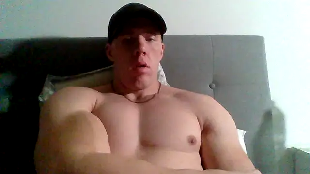 Snapshot of parkerxmuscle chatting on January 6, 2025, 3:31 am parkerxmuscle online show from January 6, 2025, 3:31 am