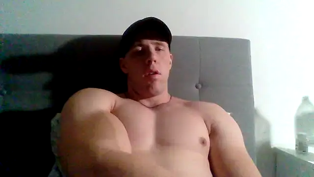 Snapshot of parkerxmuscle chatting on January 8, 2025, 4:44 am parkerxmuscle online show from January 8, 2025, 4:44 am