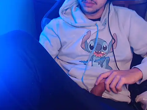 anjonoturno1 online show from October 4, 2025, 3:13 pm