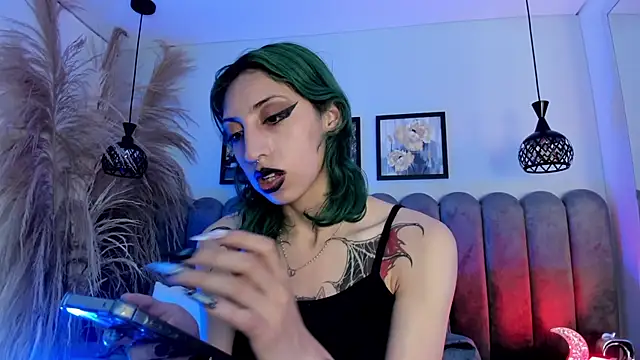 Snapshot of Im_gaia chatting on December 15, 2025, 12:11 pm Im gaia online show from December 15, 2025, 12:11 pm