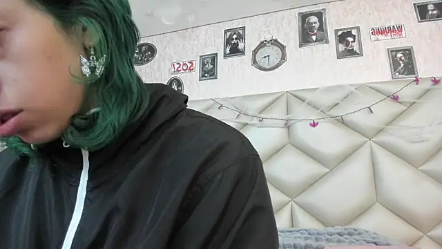 Snapshot of Im_gaia chatting on October 24, 2025, 12:59 pm Im gaia online show from October 24, 2025, 12:59 pm