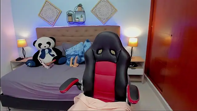 Edelaine rogers online show from November 25, 2025, 6:03 am