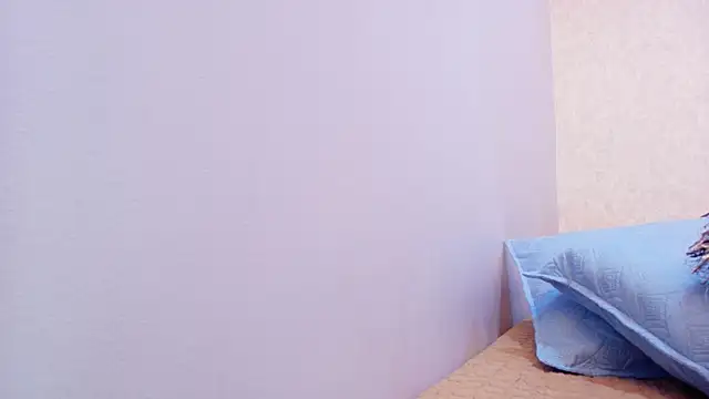 Snapshot of Amy_wats0n chatting on October 4, 2025, 7:04 pm Amy wats0n online show from October 4, 2025, 7:04 pm