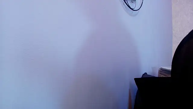 Snapshot of Amy_wats0n chatting on October 10, 2025, 7:04 pm Amy wats0n online show from October 10, 2025, 7:04 pm