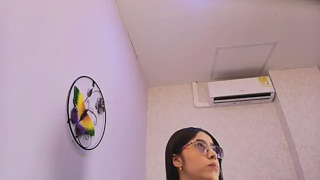 Amy wats0n online show from February 9, 2026, 7:12 pm