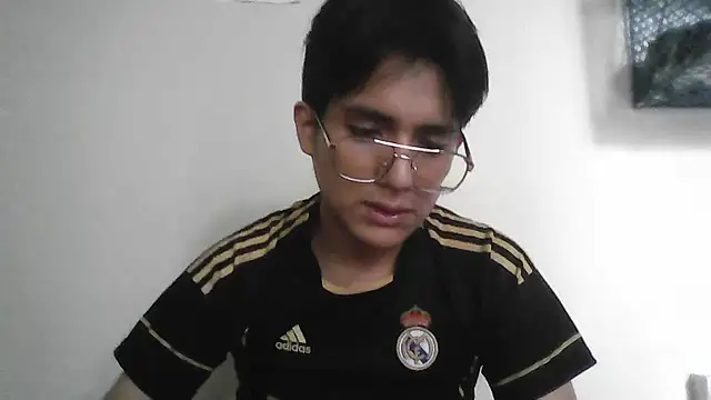 Snapshot of HardDick2 chatting on July 28, 2026, 8:34 pm HardDick2 online show from July 28, 2026, 8:34 pm