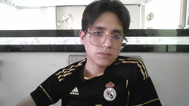 Snapshot of HardDick2 chatting on July 25, 2026, 6:58 pm HardDick2 online show from July 25, 2026, 6:58 pm