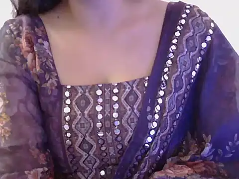 Snapshot of diva-22 chatting on February 11, 2025, 12:58 pm diva-22 online show from February 11, 2025, 12:58 pm