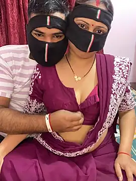 Snapshot of mickey_love chatting on March 6, 2025, 6:52 am mickey love online show from March 6, 2025, 6:52 am