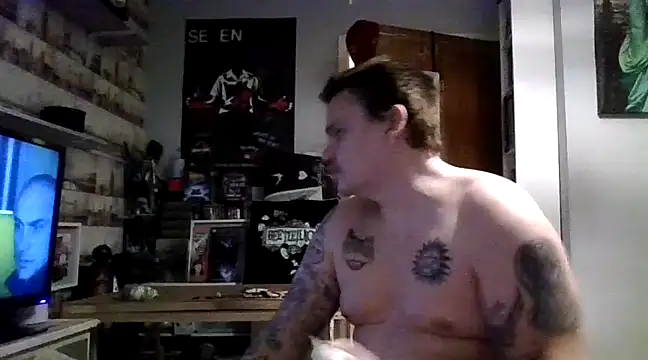 ArcanceTheo82 online show from January 15, 2025, 7:12 pm