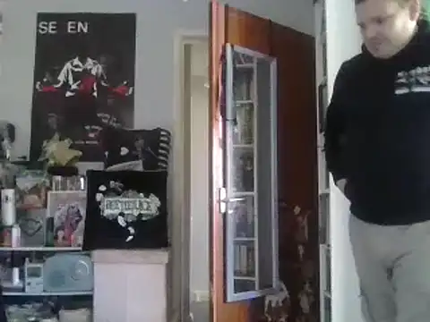 ArcanceTheo82 online show from December 2, 2024, 1:08 pm