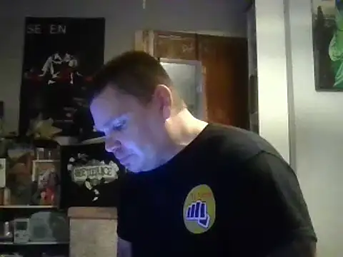 ArcanceTheo82 online show from December 1, 2024, 4:34 pm