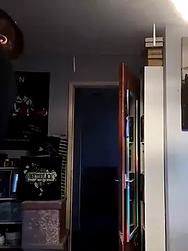 ArcanceTheo82 online show from December 8, 2024, 8:20 am