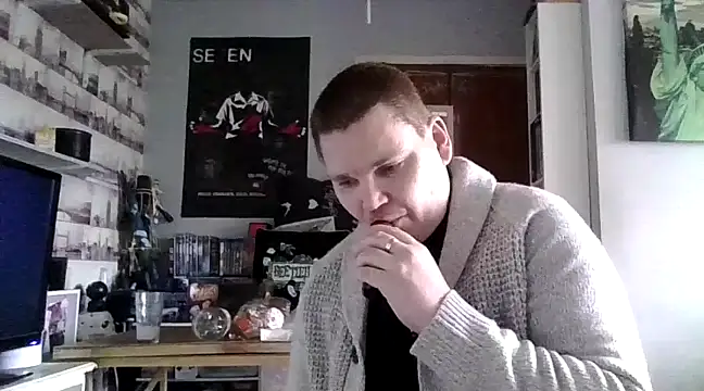 ArcanceTheo82 online show from January 20, 2025, 12:28 pm