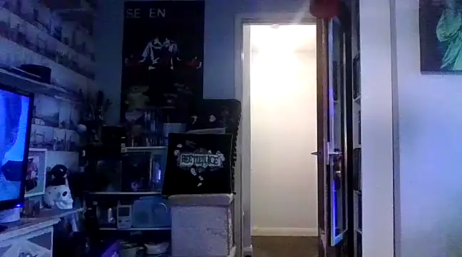 ArcanceTheo82 online show from December 28, 2024, 12:35 pm