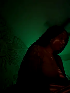 Snapshot of strip4faith chatting on December 3, 2025, 8:36 am strip4faith online show from December 3, 2025, 8:36 am