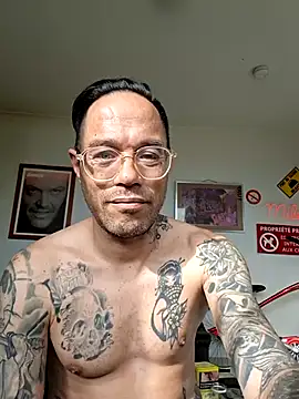 mileflav0r online show from April 11, 2026, 7:45 am