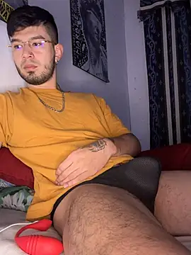 Snapshot of Anthony-Martin chatting on February 26, 2025, 12:16 pm Anthony-Martin online show from February 26, 2025, 12:16 pm