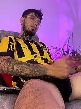 Anthony-Martin online show from November 10, 2025, 10:59 pm