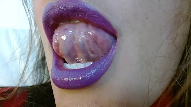 miss evoleth2 online show from November 19, 2025, 5:02 pm