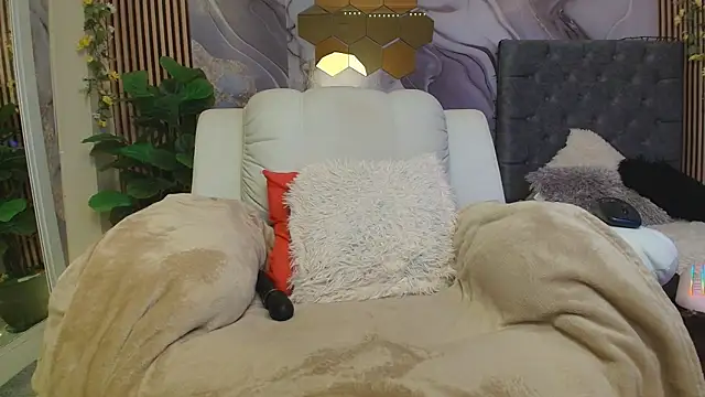 concubine online show from January 15, 2026, 1:42 am