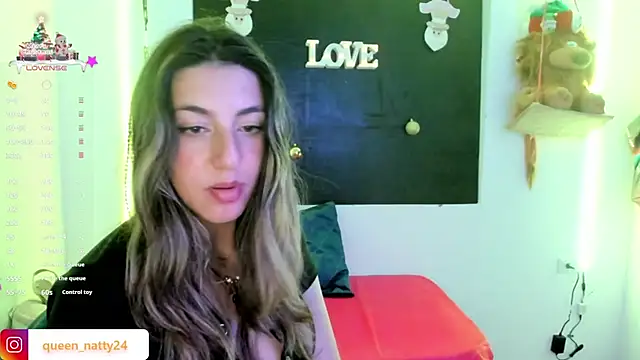 Snapshot of queen-natty chatting on January 5, 2025, 7:38 am queen-natty online show from January 5, 2025, 7:38 am