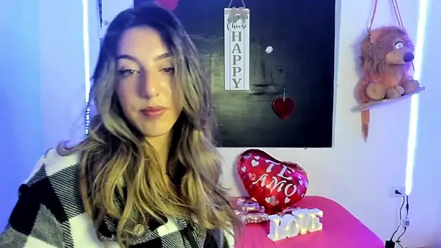 Snapshot of queen-natty chatting on March 9, 2025, 3:32 am queen-natty online show from March 9, 2025, 3:32 am