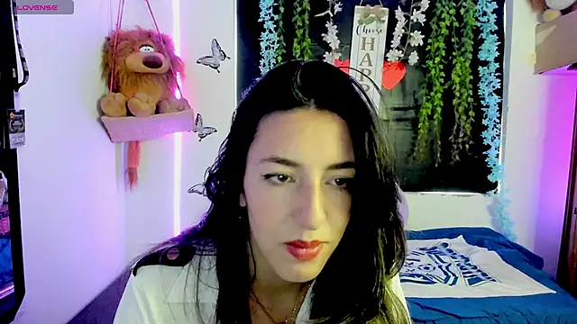 Snapshot of queen-natty chatting on May 29, 2026, 2:01 pm queen-natty online show from May 29, 2026, 2:01 pm