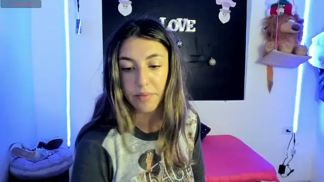 Snapshot of queen-natty chatting on January 3, 2025, 6:55 am queen-natty online show from January 3, 2025, 6:55 am