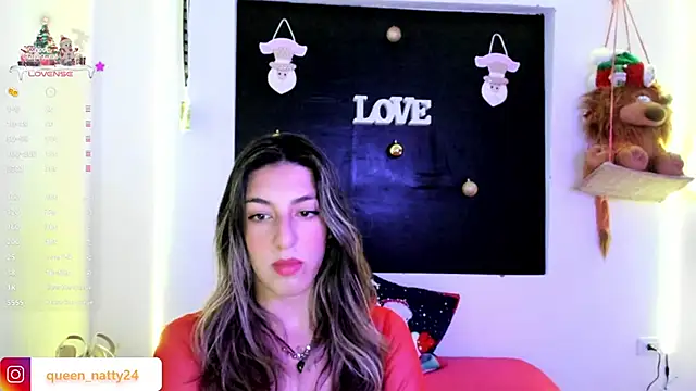 Snapshot of queen-natty chatting on December 27, 2024, 4:15 am queen-natty online show from December 27, 2024, 4:15 am