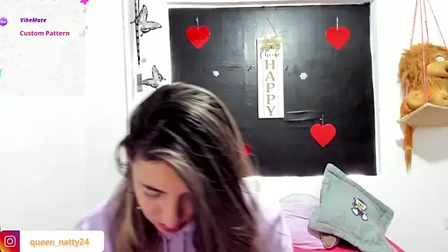 Snapshot of queen-natty chatting on January 23, 2025, 2:28 pm queen-natty online show from January 23, 2025, 2:28 pm