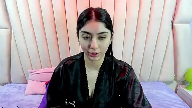 Snapshot of Lucy_Anall_ chatting on April 30, 2026, 10:58 pm Lucy Anall online show from April 30, 2026, 10:58 pm