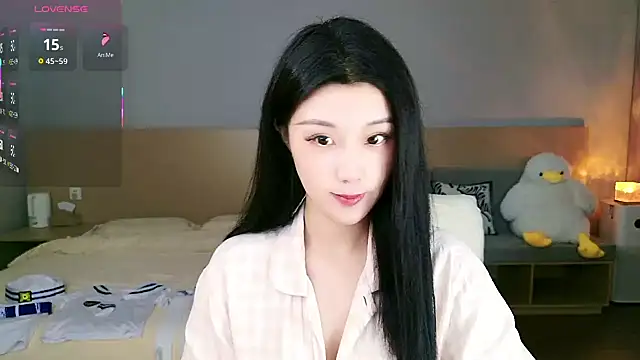Snapshot of Lucky-baby chatting on October 16, 2025, 1:19 pm Lucky-baby online show from October 16, 2025, 1:19 pm