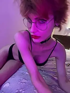 Snapshot of Kamila151 chatting on February 8, 2025, 10:51 pm Kamila151 online show from February 8, 2025, 10:51 pm