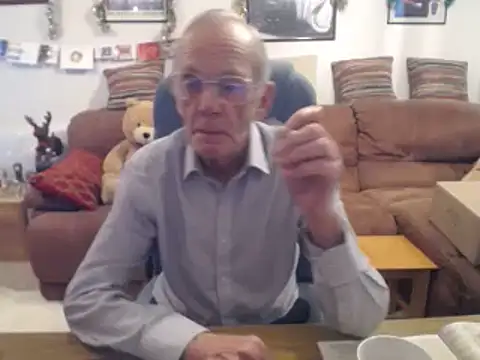 Snapshot of Ferret7777 chatting on December 18, 2025, 8:56 pm Ferret7777 online show from December 18, 2025, 8:56 pm