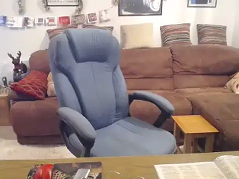 Snapshot of Ferret7777 chatting on December 17, 2025, 8:14 pm Ferret7777 online show from December 17, 2025, 8:14 pm