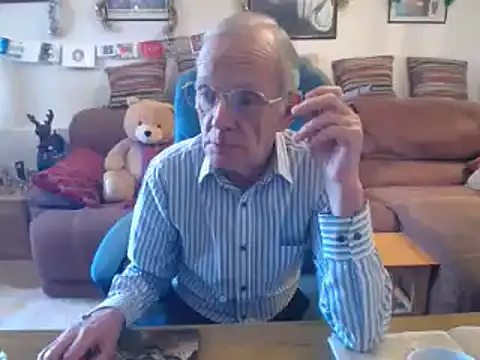 Snapshot of Ferret7777 chatting on December 20, 2025, 1:25 pm Ferret7777 online show from December 20, 2025, 1:25 pm