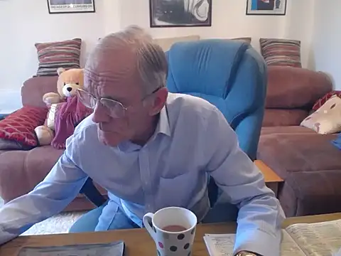 Ferret7777 online show from September 10, 2025, 1:32 pm