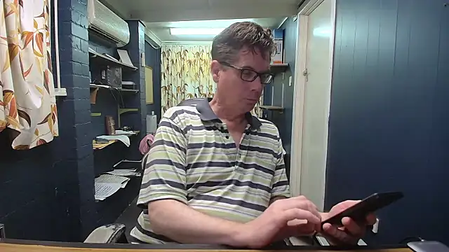 tilobinder online show from January 17, 2026, 3:15 pm