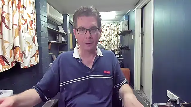 Snapshot of tilobinder chatting on December 4, 2024, 1:58 pm tilobinder online show from December 4, 2024, 1:58 pm