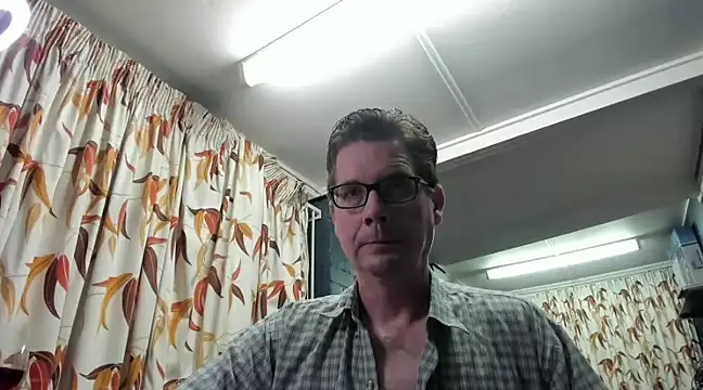 Snapshot of tilobinder chatting on December 8, 2024, 11:35 am tilobinder online show from December 8, 2024, 11:35 am